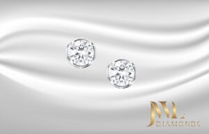 Round Diamond Stud Earrings with Halo