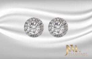 Round diamond Stud Earrings with Halo2