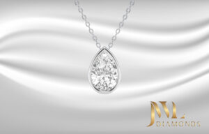 Pear shaped Diamond pendant